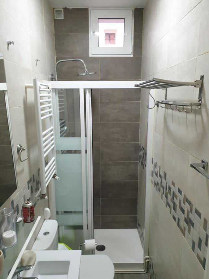 Apartment Tirso Molina Madrid Eksteriør billede