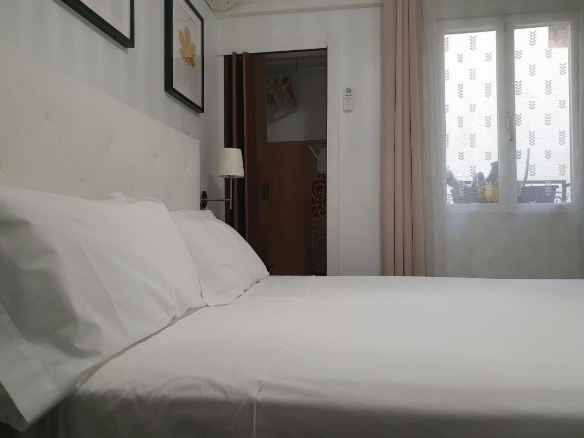Apartment Tirso Molina Madrid Eksteriør billede