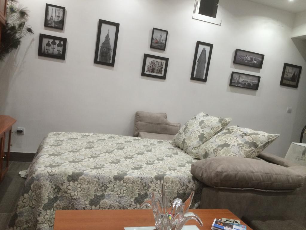 Apartment Tirso Molina Madrid Eksteriør billede